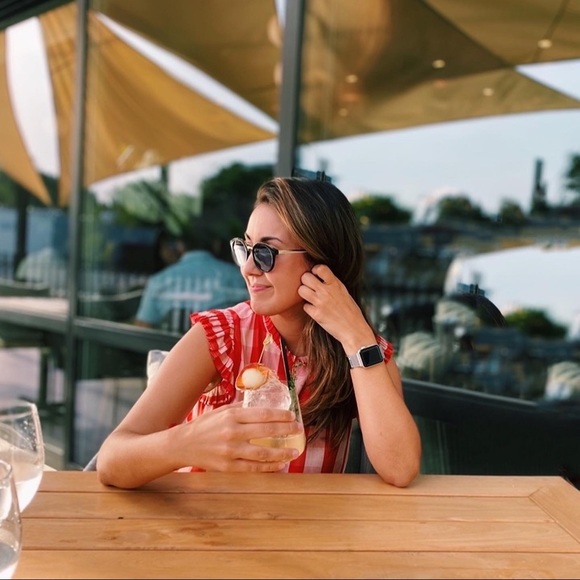 Meet your Posher, Angela - Picture 1 of 1